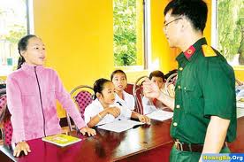 ໄປຢ້ຽມຢາມຫ້ອງຮຽນຢູ່ເກາະຊອງຕື